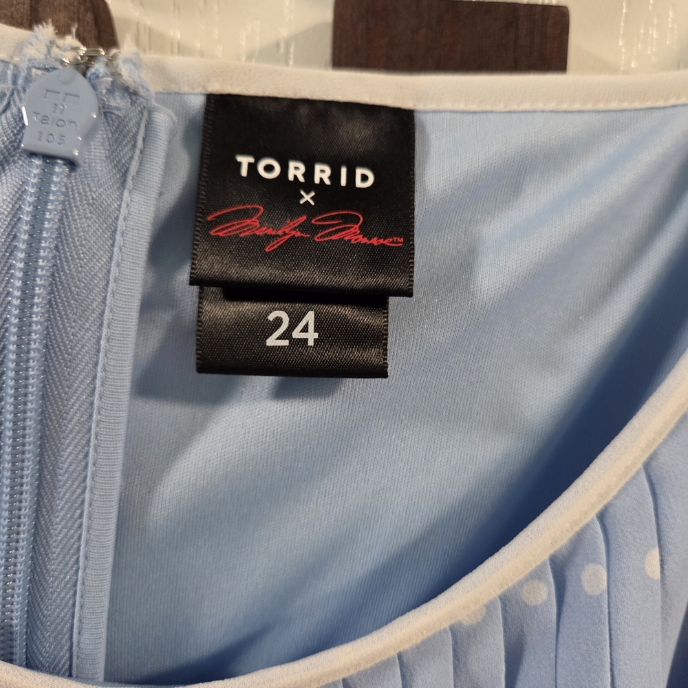 NWOT Torrid X Marilyn Monroe Pleated Tiered Dress- Size 24 (READ DESCRIPTION) - Picture 9 of 12